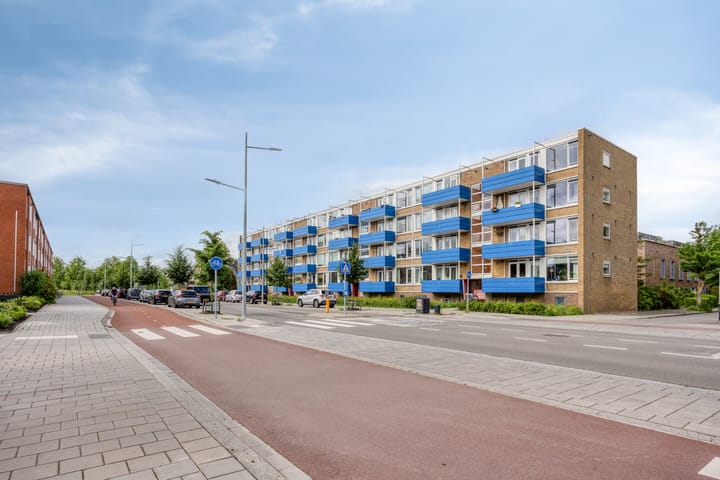 Photo 2 of Vondellaan 18