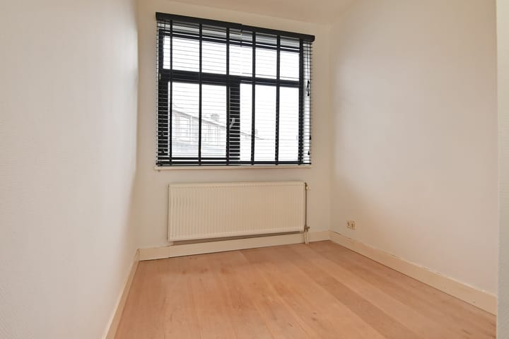 Appartement te koop: Vuurbaakstraat 8, 'S-Gravenhage