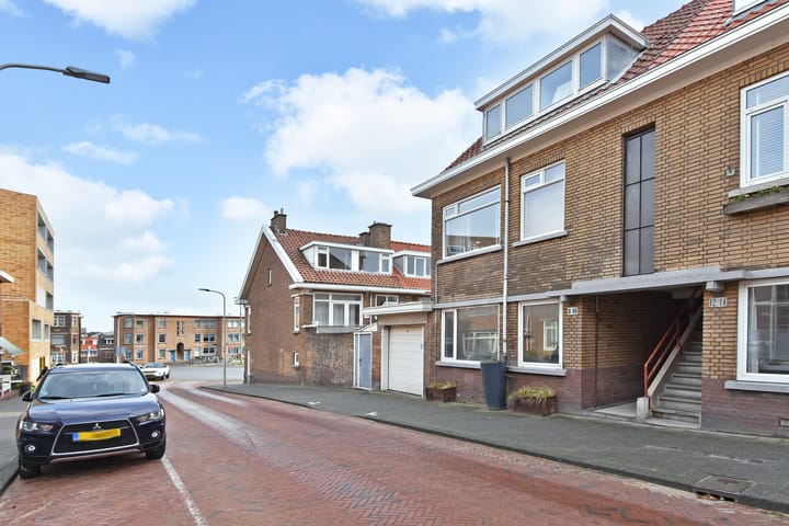 Appartement te koop: Vuurbaakstraat 8, 'S-Gravenhage