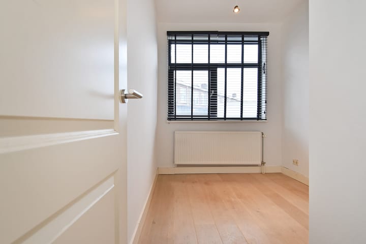 Appartement te koop: Vuurbaakstraat 8, 'S-Gravenhage