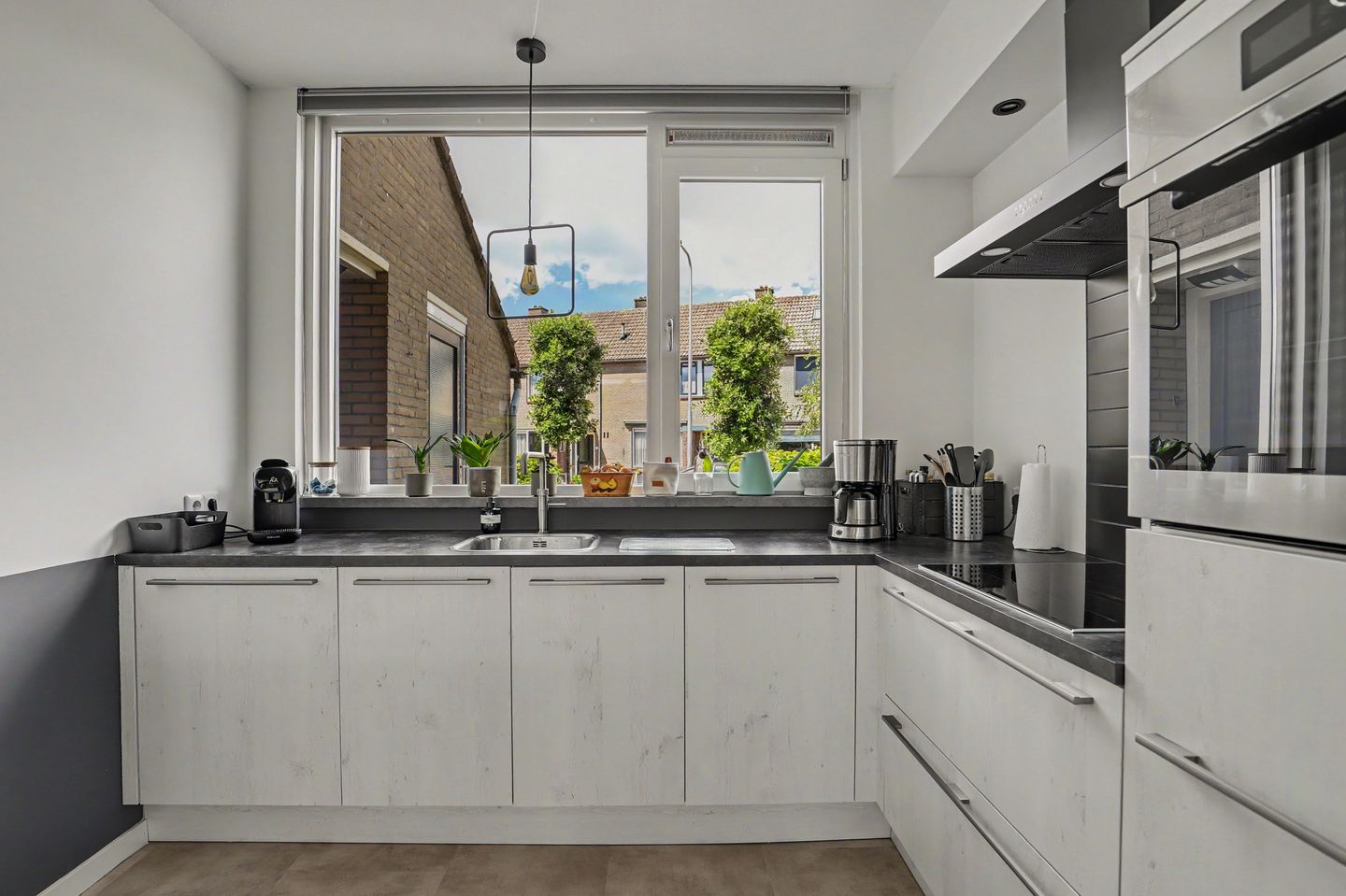 Photo 20 of Plevierstraat 1