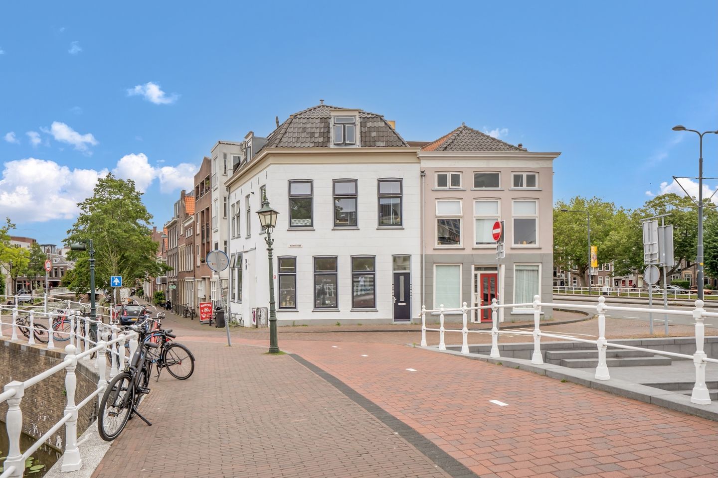 Foto 1 van Achterom 1-B