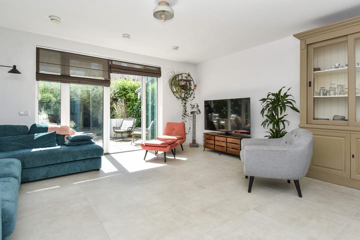 Tussenwoning te koop: Steigerstraat 16, 'S-Gravenhage