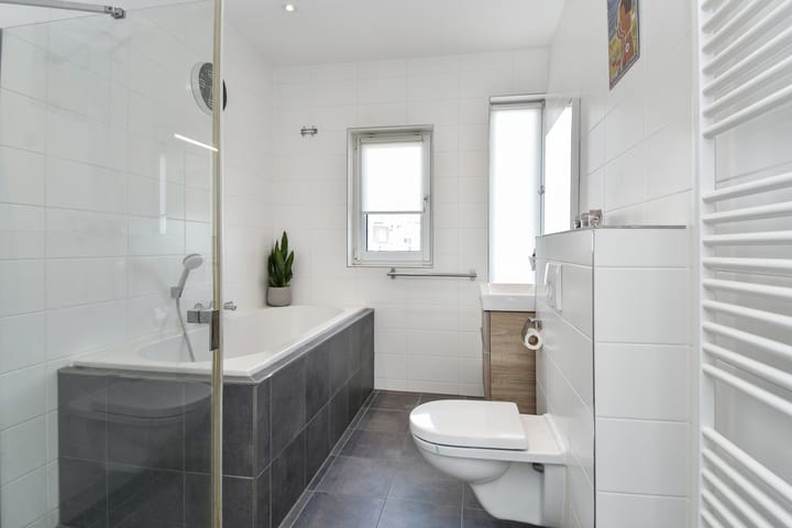 Tussenwoning te koop: Steigerstraat 16, 'S-Gravenhage