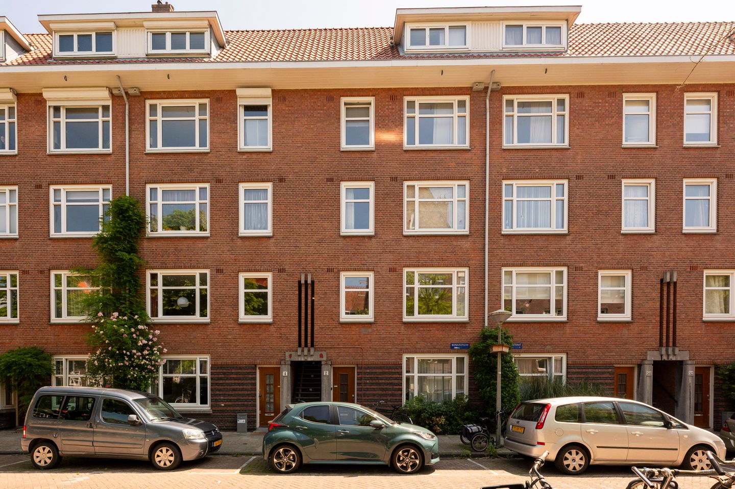 Photo 4 of Bonaireplein 2-1