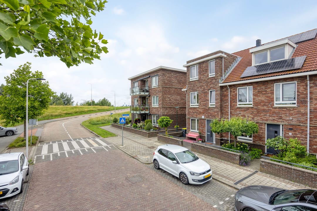 Photo 8 of Maximastraat 1