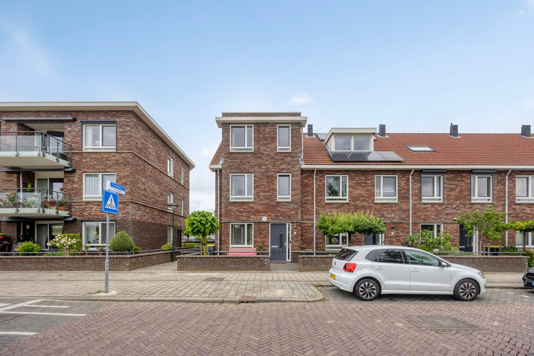 Photo 1 of Maximastraat 1