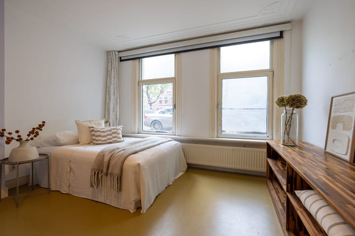 Photo 3 of Mathenesserlaan 360-B