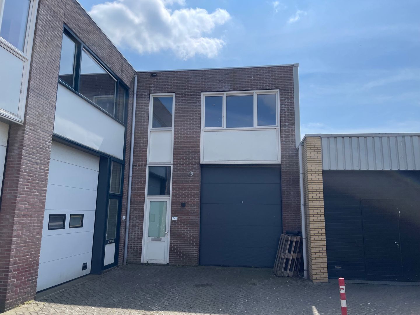 View photo 2 of Industriestraat 64-A