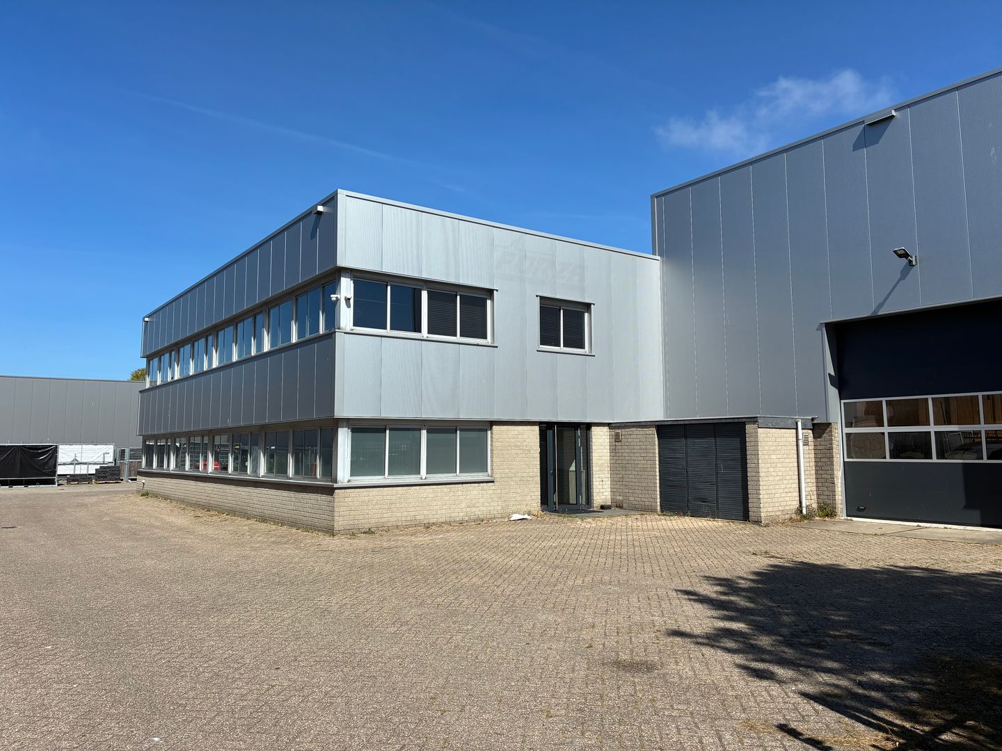 Bekijk foto 1 van Draaibrugweg 10