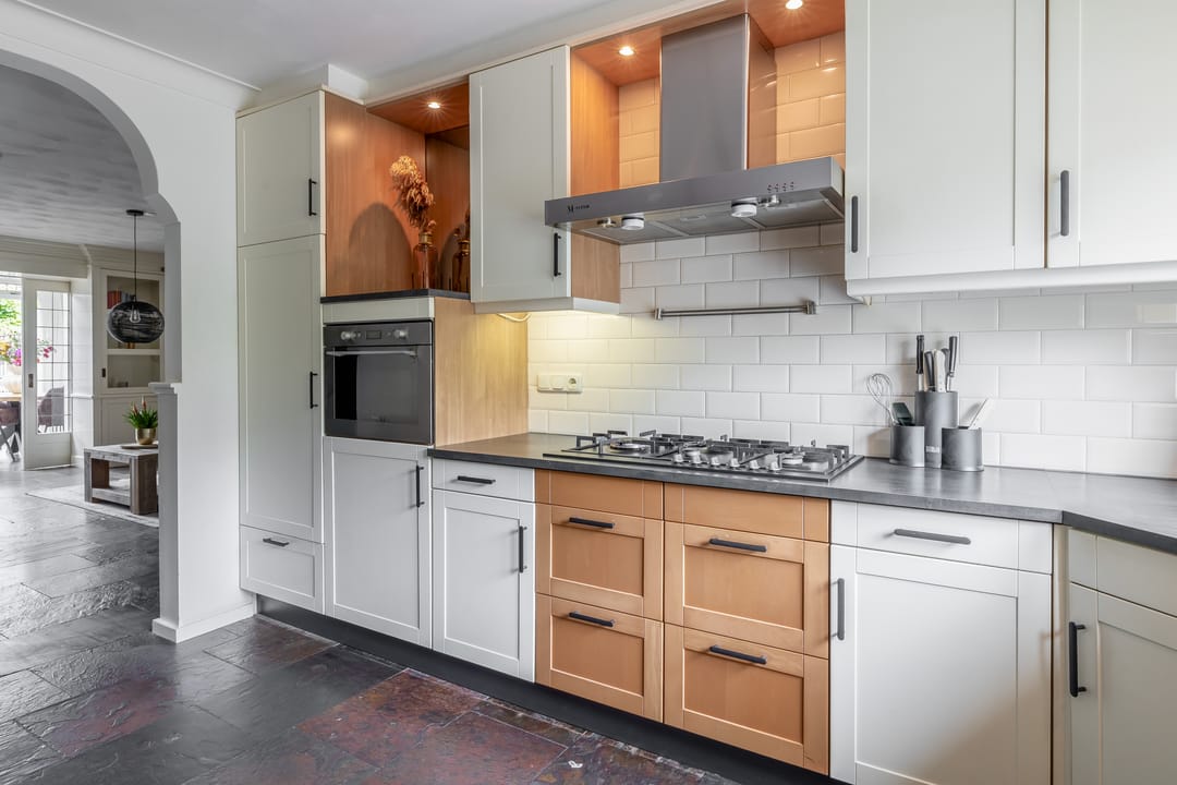 Photo 11 of Van Beethovenstraat 5