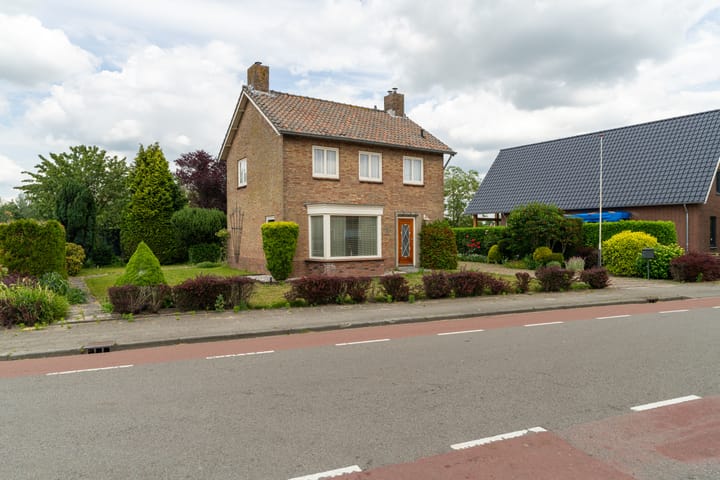 Photo 4 of Heistraat 202