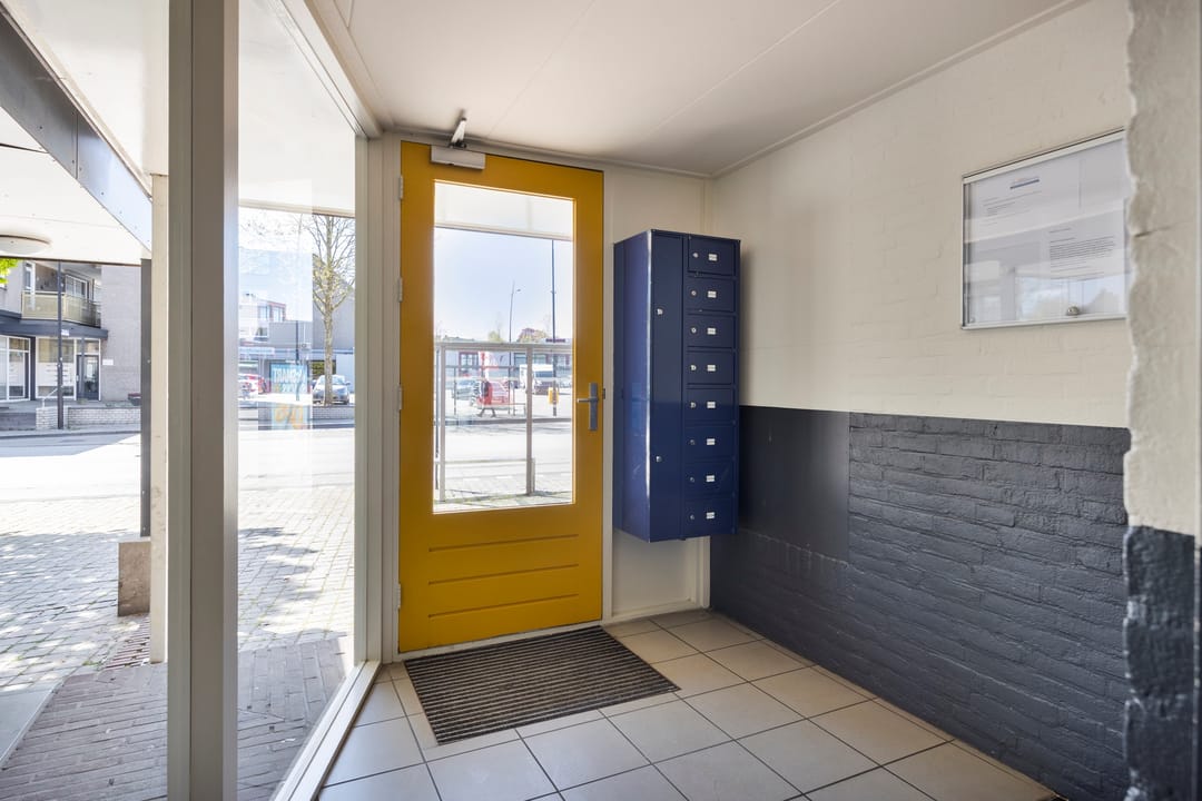 Photo 17 of Veldhofstraat 19-A
