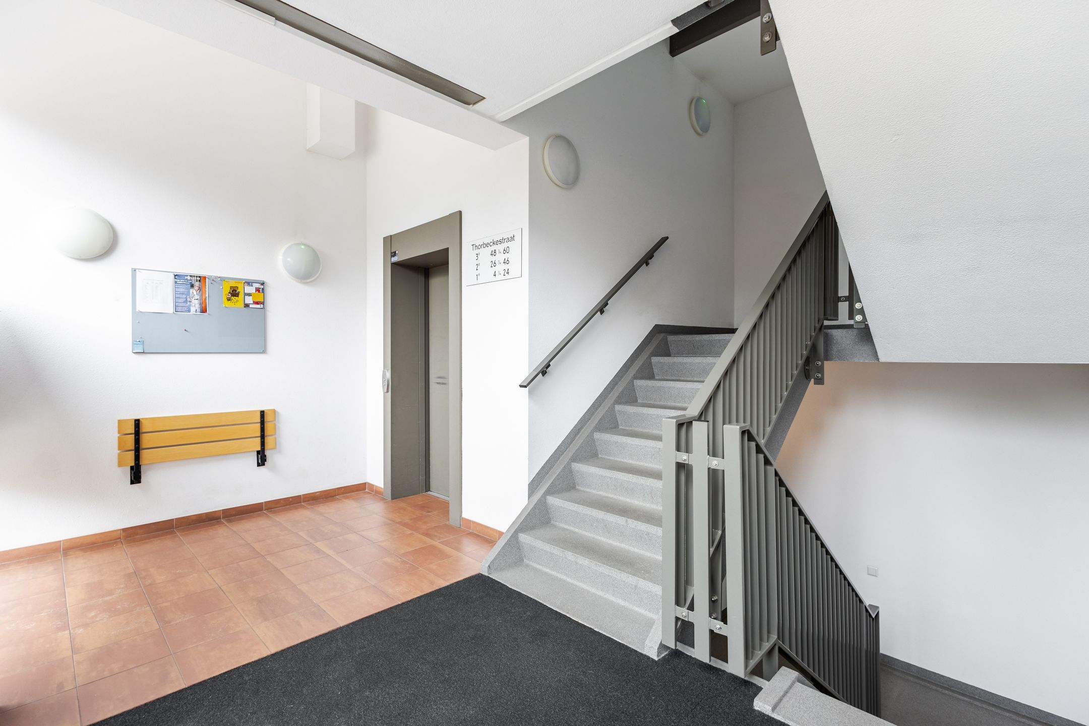 Photo 21 of Thorbeckestraat 10