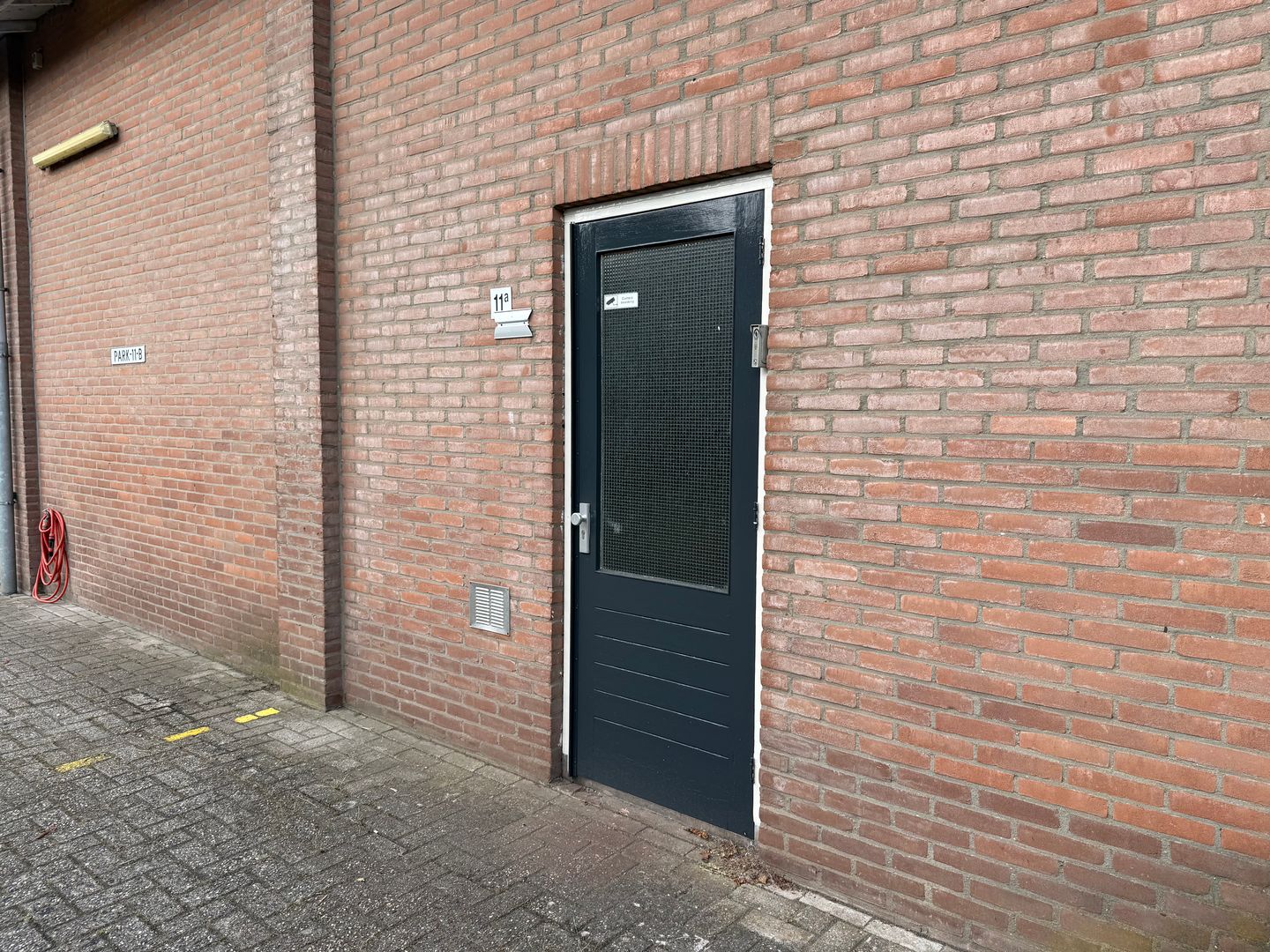 View photo 4 of Van der Heijdenlaan 11-A