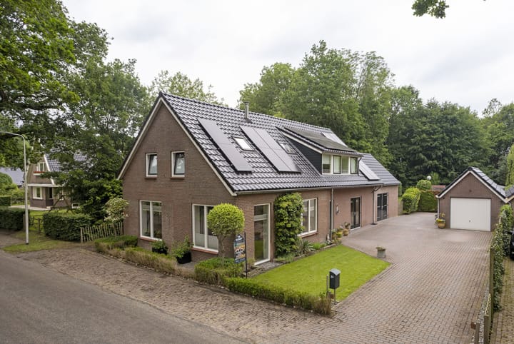 Photo 2 of Dwingelderdijk 23