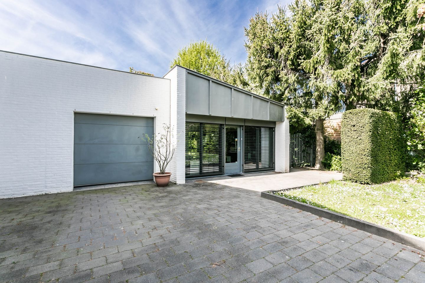 View photo 1 of Kruisbergstraat 100