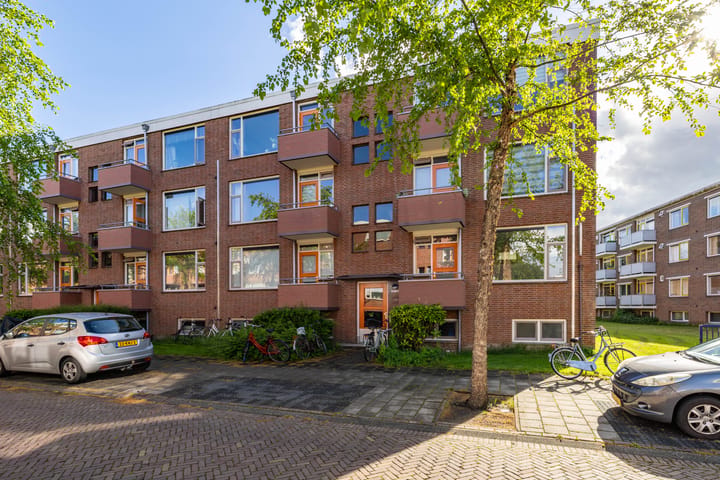 Photo 4 of Frans van Mierisstraat 58