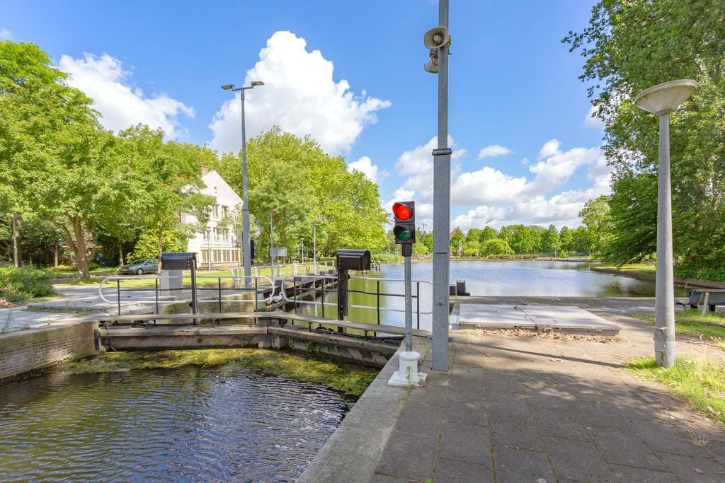 Photo 36 of Burgemeester Cramergracht 64
