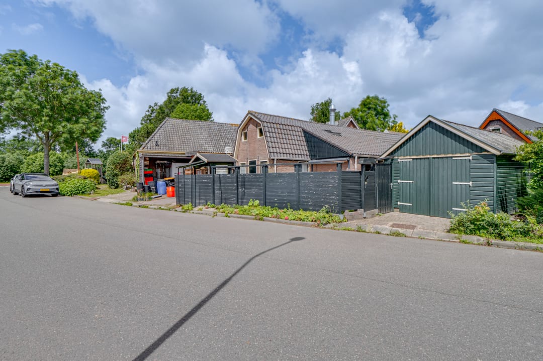 Photo 32 of Dorpsstraat 1011