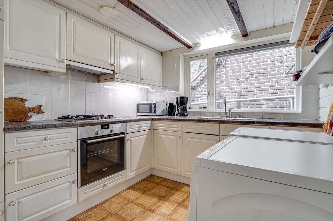 Photo 8 of Dorpsstraat 1011