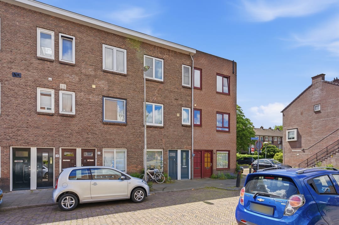 Photo 1 of Menadostraat 34