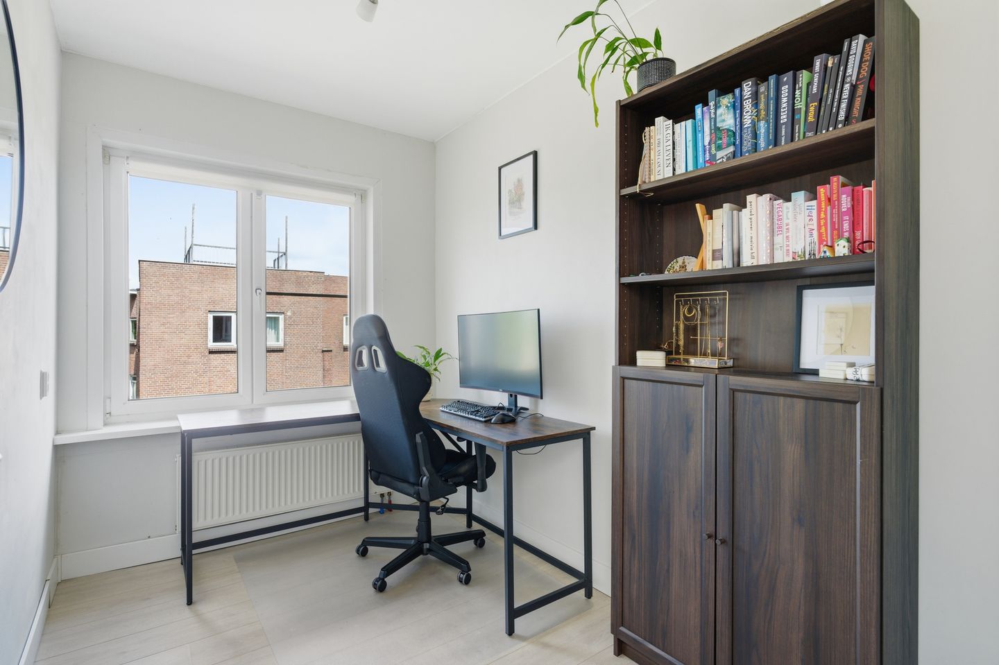 Photo 19 of Menadostraat 34