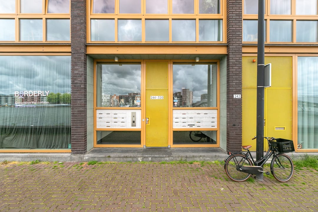 Photo 26 of Veemkade 310