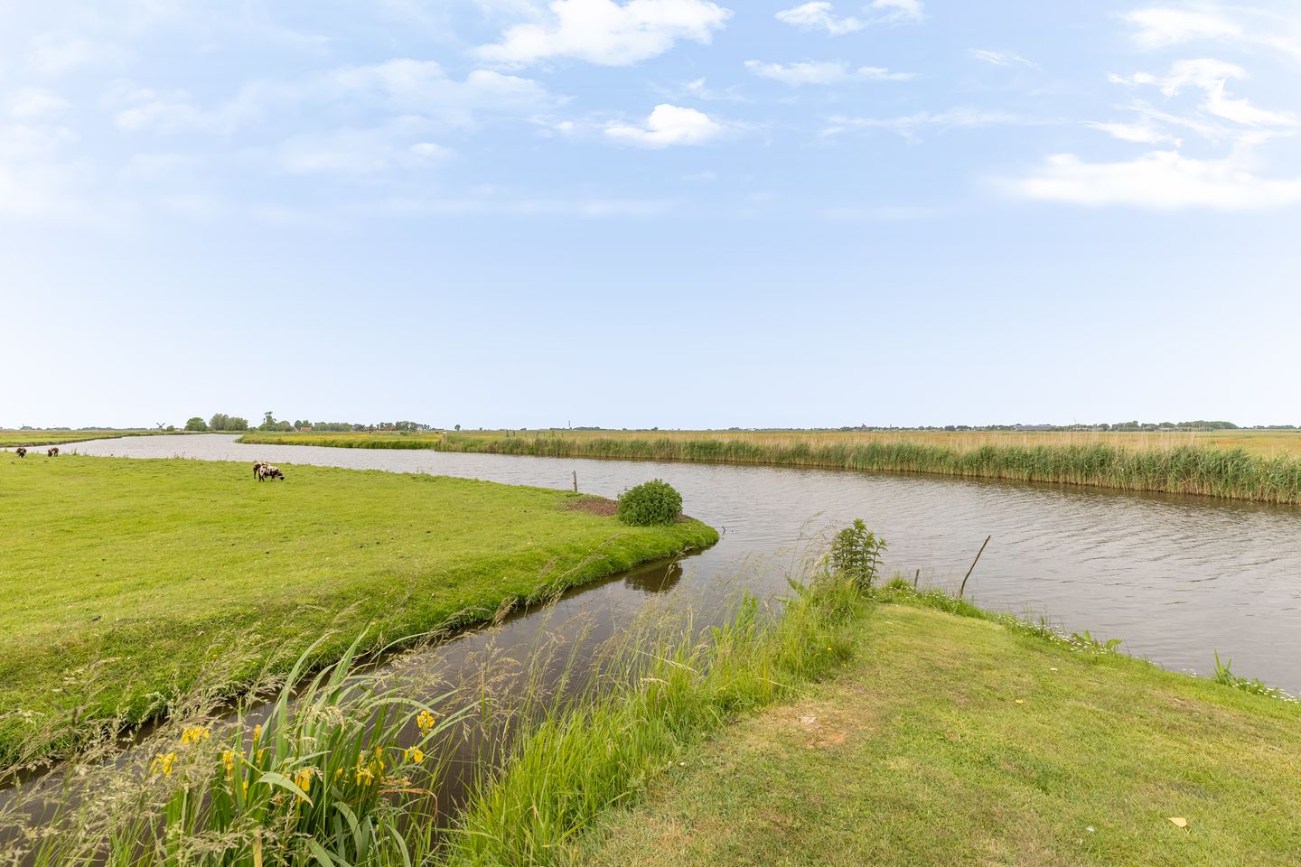 Photo 59 of Oostmijzerdijk 13-A