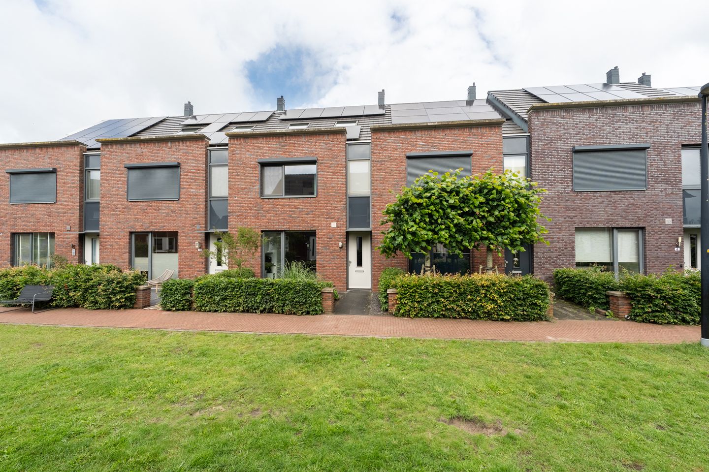 Foto 1 van Geul 8