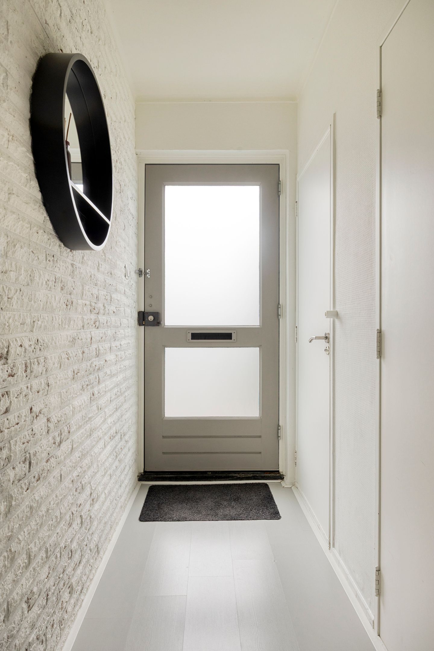Photo 14 of Meidoornstraat 6