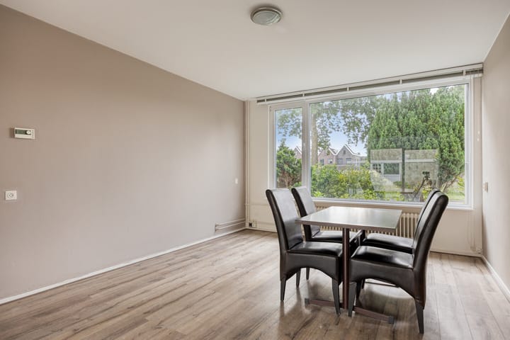 Tussenwoning te koop: Albert van Huffelstraat 41, Breda