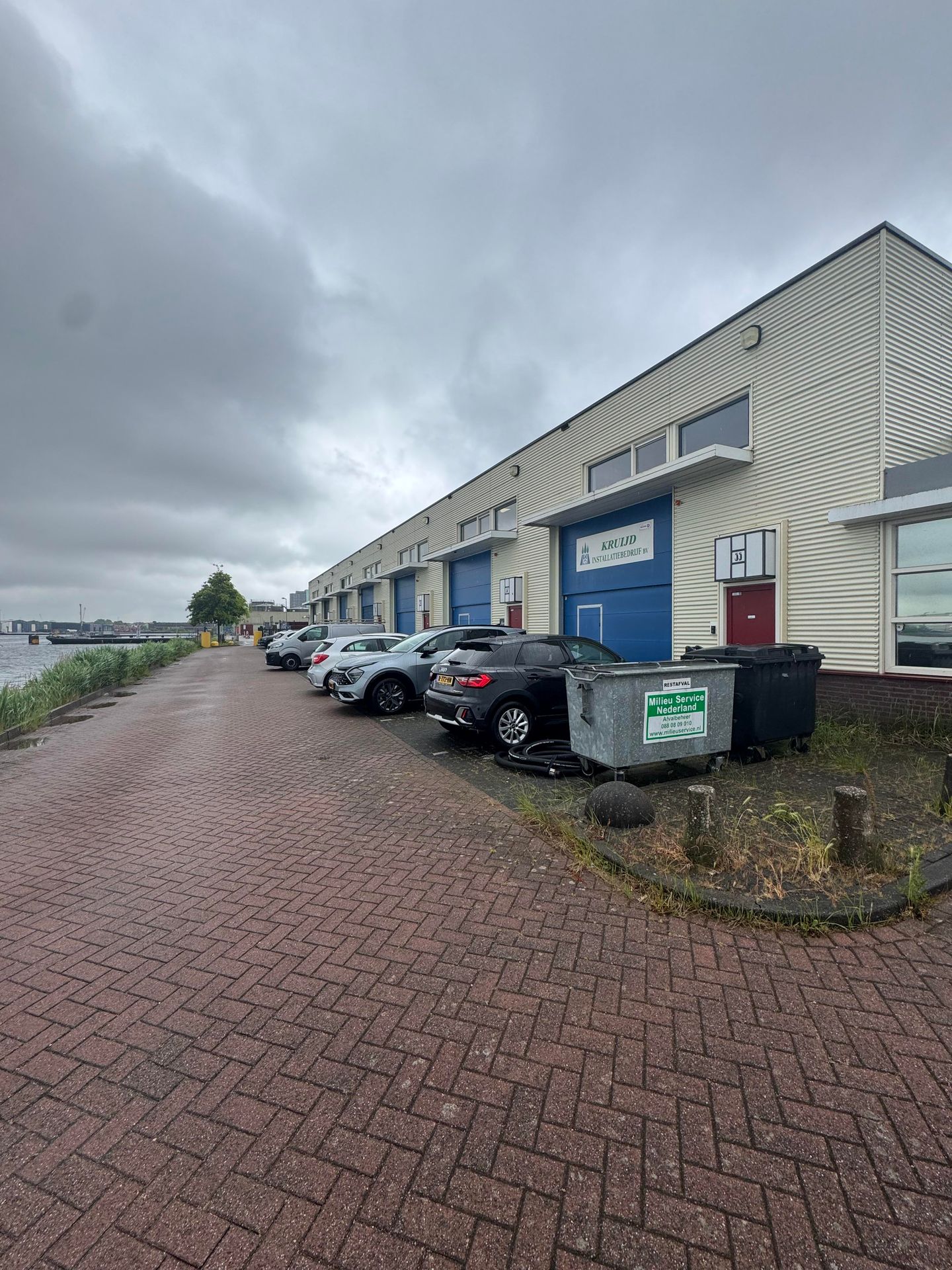 View photo 3 of Moezelhavenweg 57-59