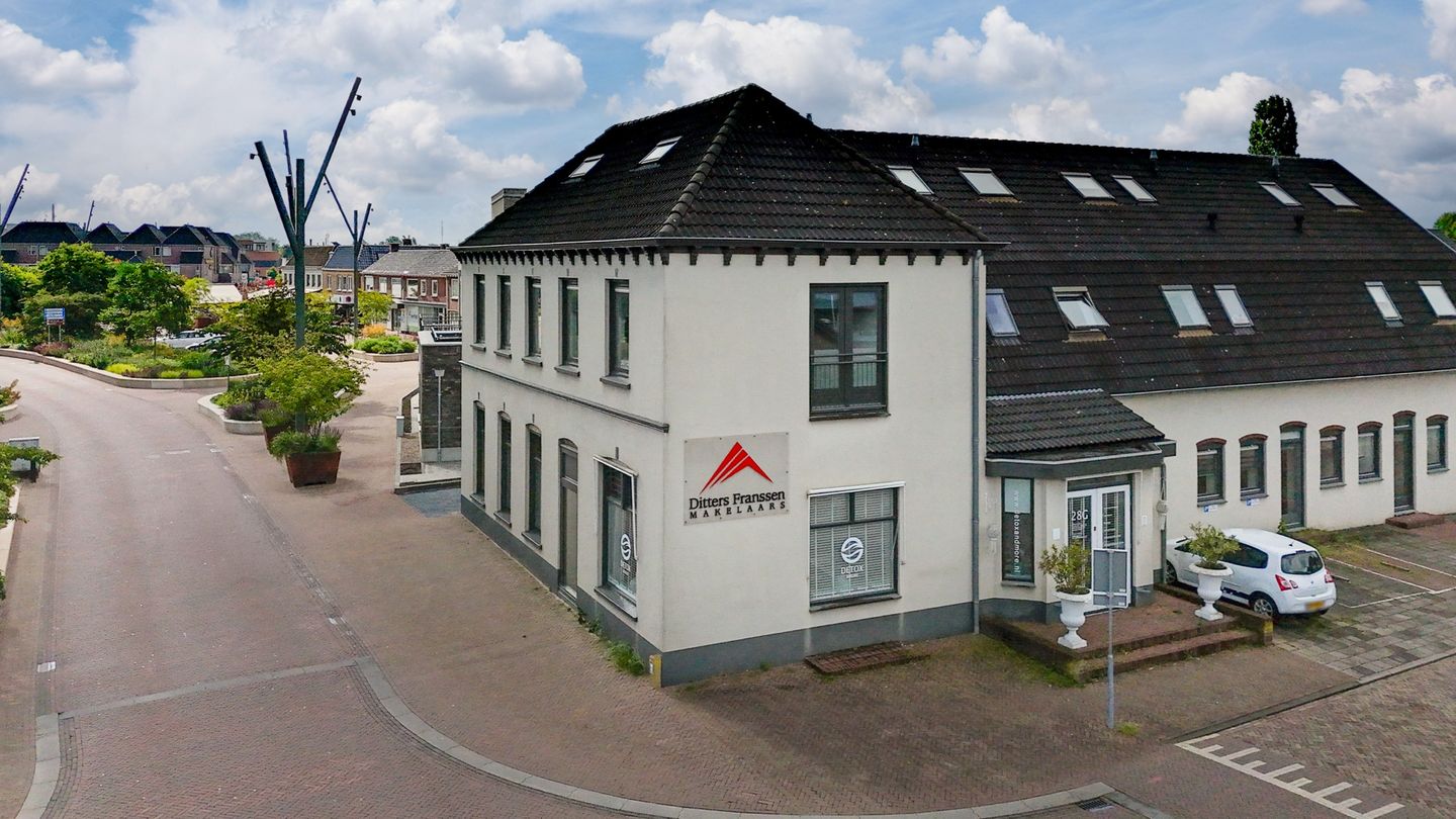 Photo 4 of Wilhelminastraat 28-A
