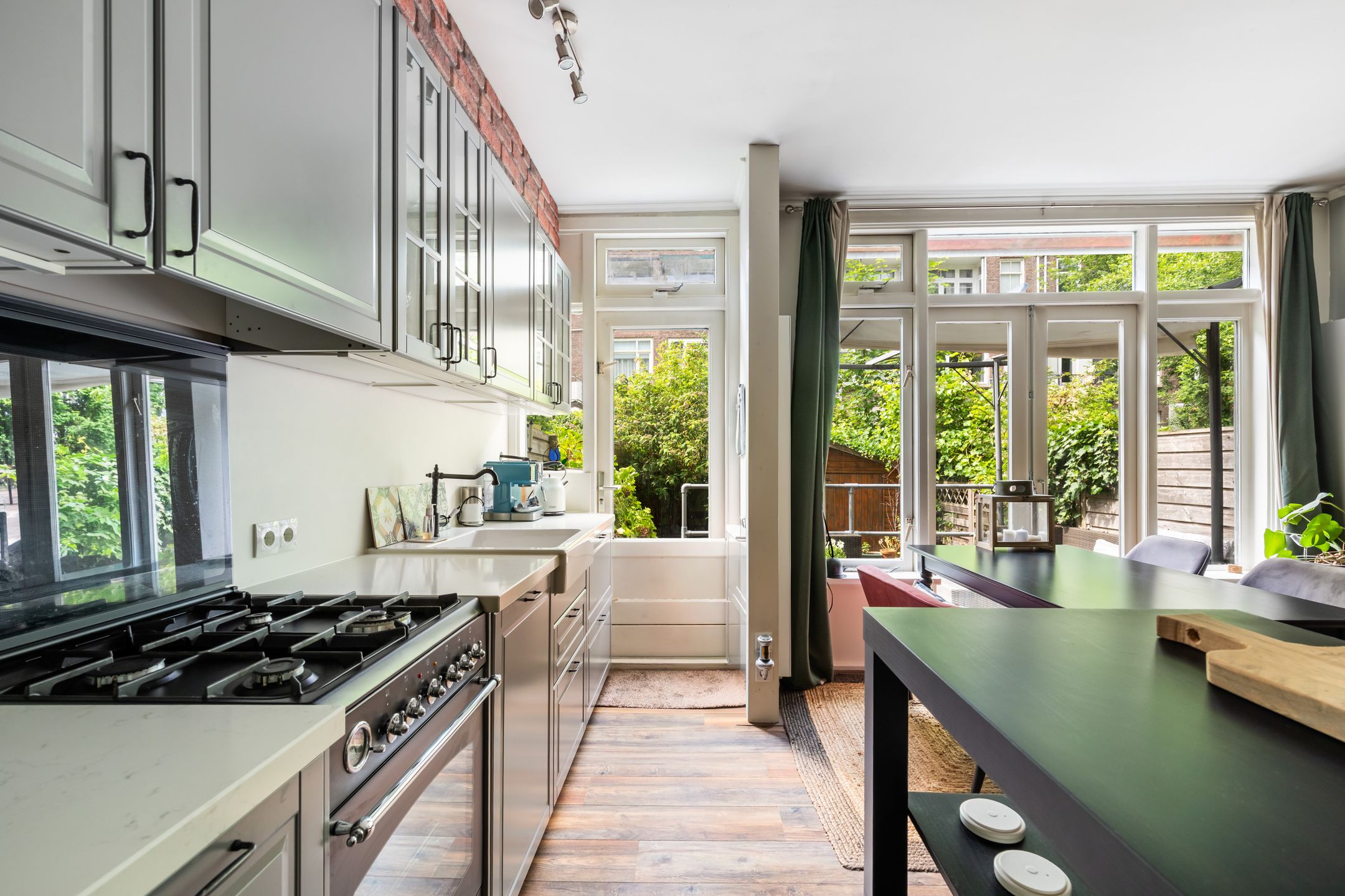 Photo 15 of Groen van Prinstererstraat 19-A