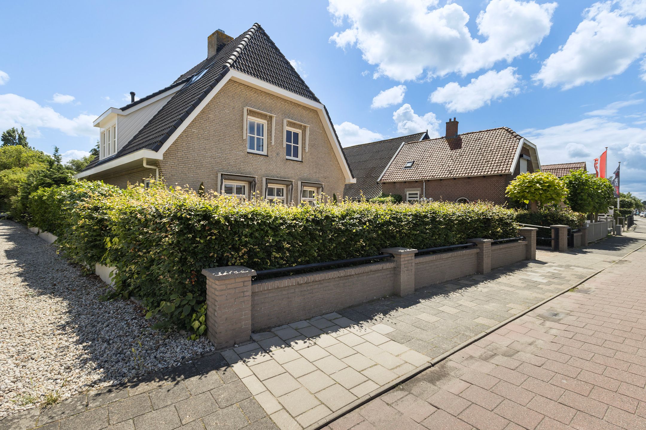 Photo 66 of Burg de Zeeuwstraat 90