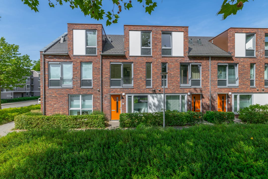 Foto 1 van Bayeuxlaan 20