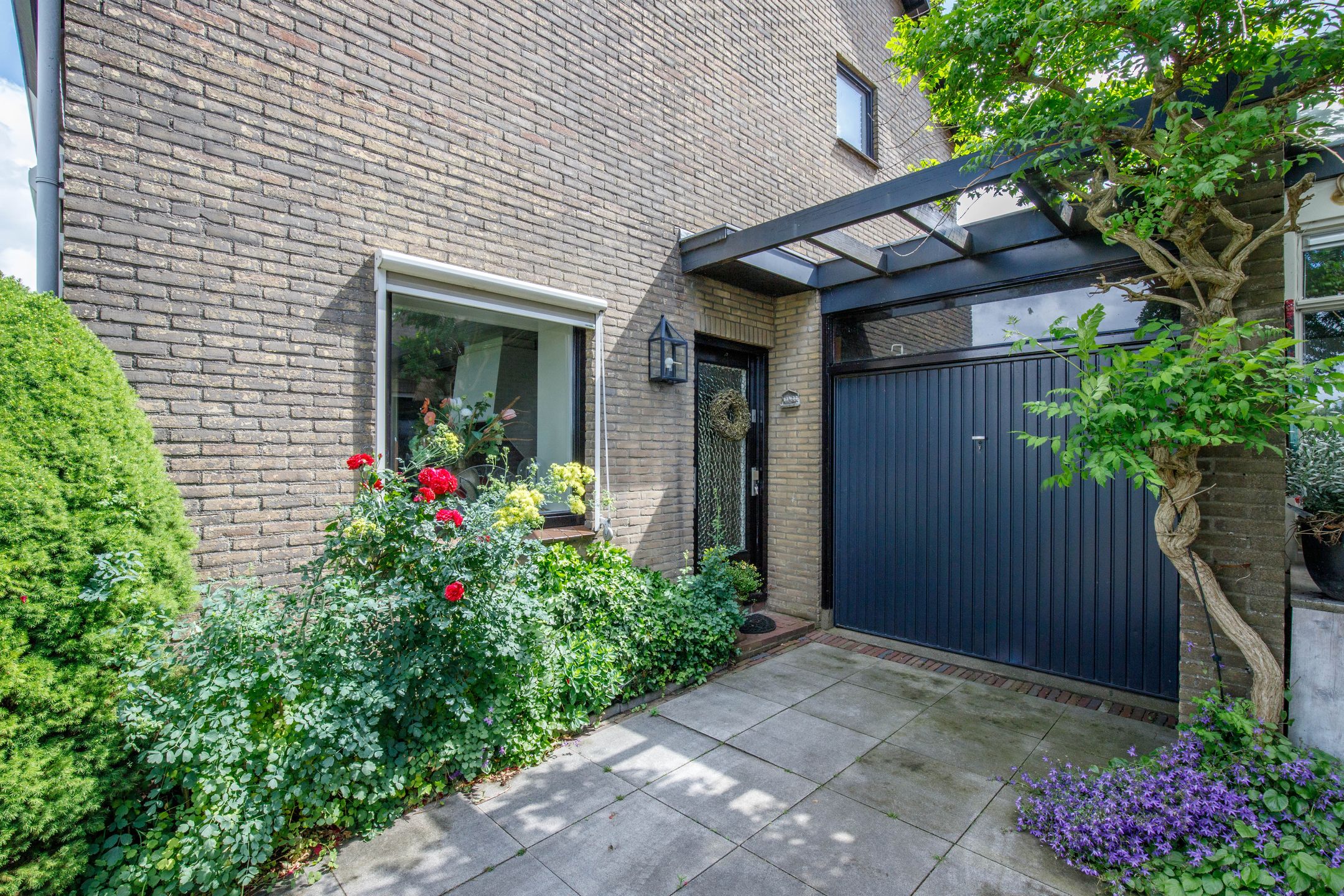 Photo 6 of Pinksterbloemstraat 6