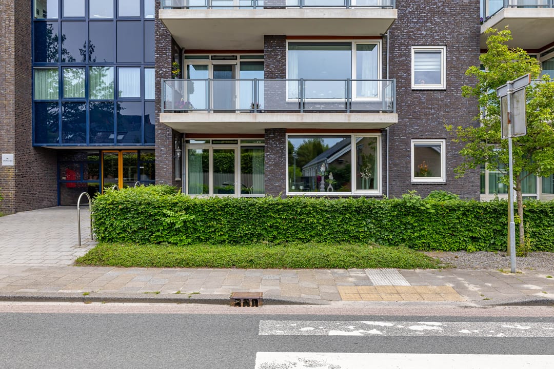 Photo 2 of J. Cohenstraat 9