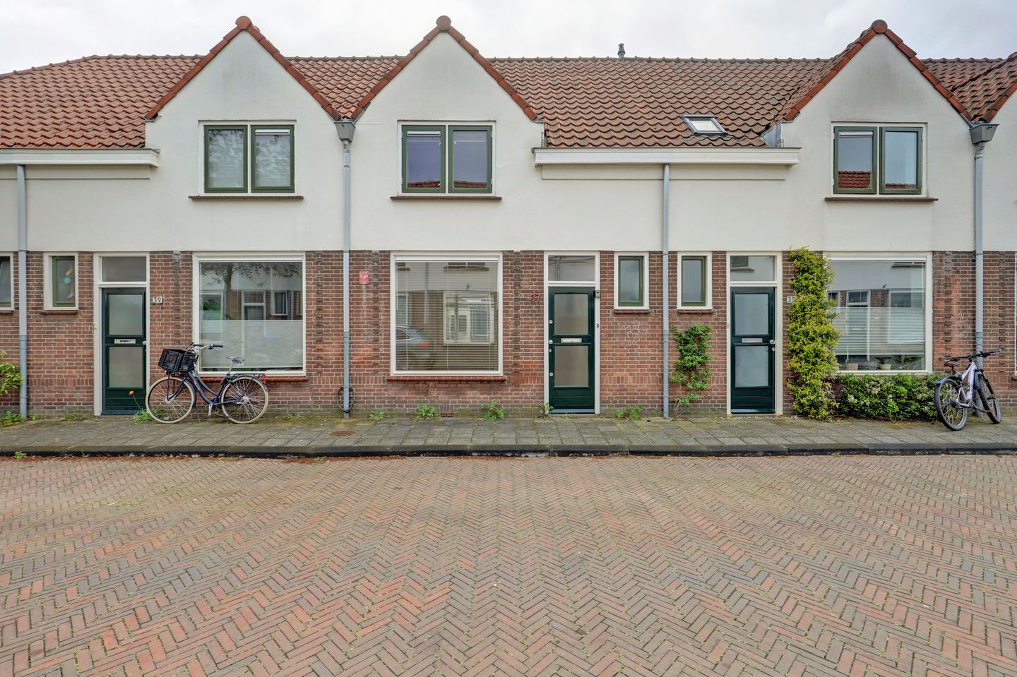Photo 1 of Dennenstraat 37