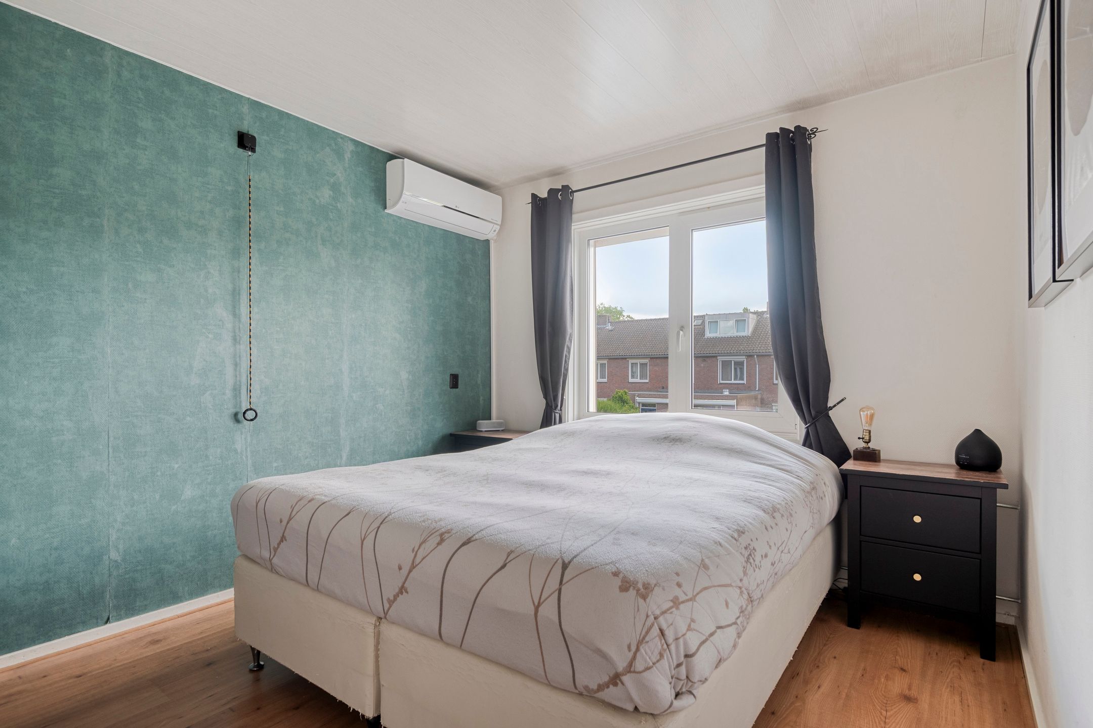 Photo 21 of Hendrik Mandestraat 13