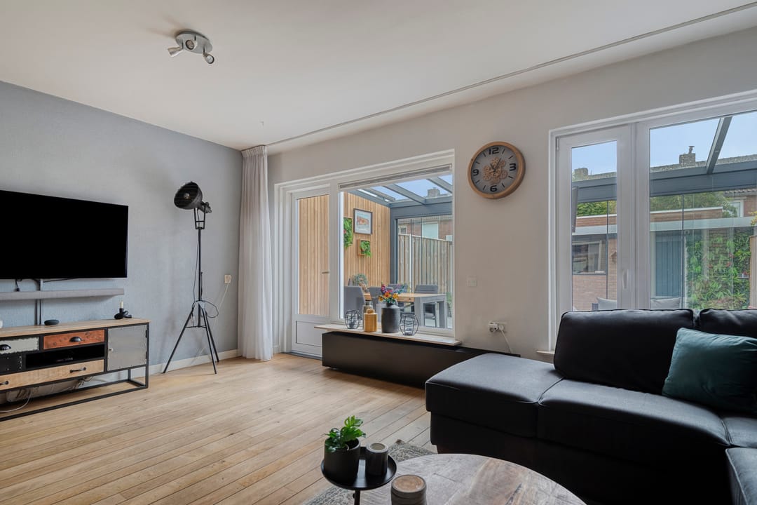 Photo 11 of Hendrik Mandestraat 13