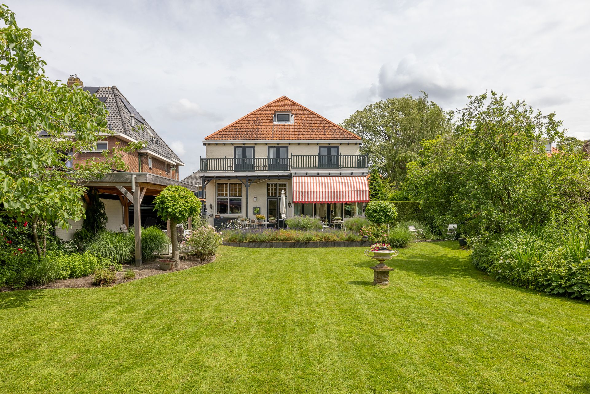 Photo 3 of Prins Bernhardlaan 4