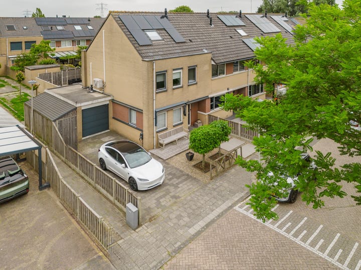 Photo 3 of Petronella Brugsmastraat 67
