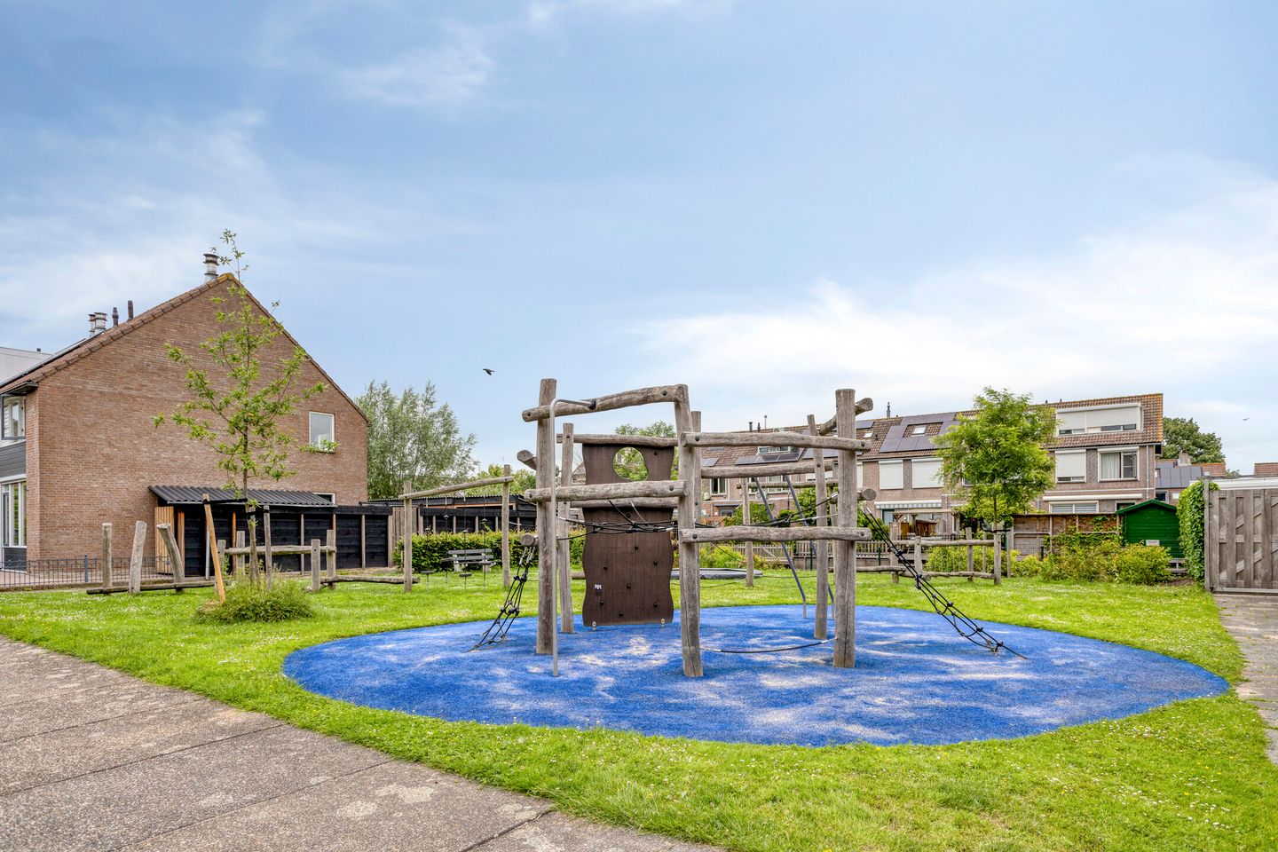Photo 40 of Burgemeester Viezeelaan 14