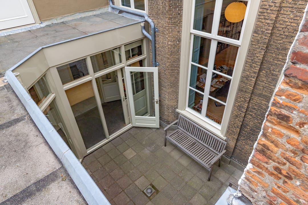 Photo 31 of Nieuwsteeg 1