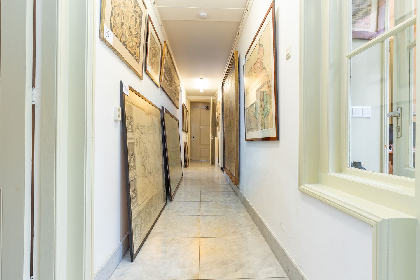 Photo 19 of Nieuwsteeg 1