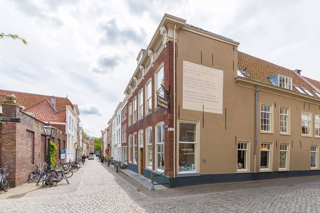 Photo 71 of Nieuwsteeg 1