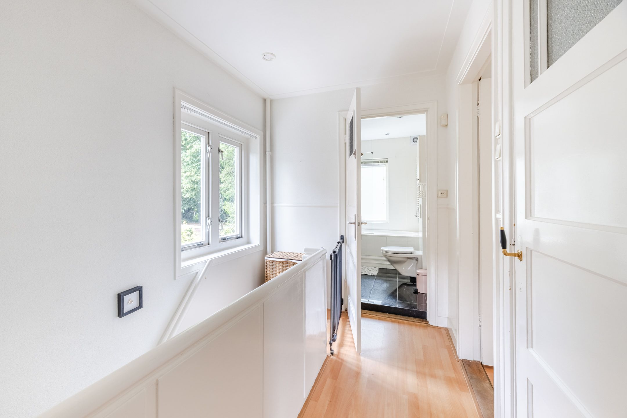 Photo 30 of Burgemeester Suijsstraat 59