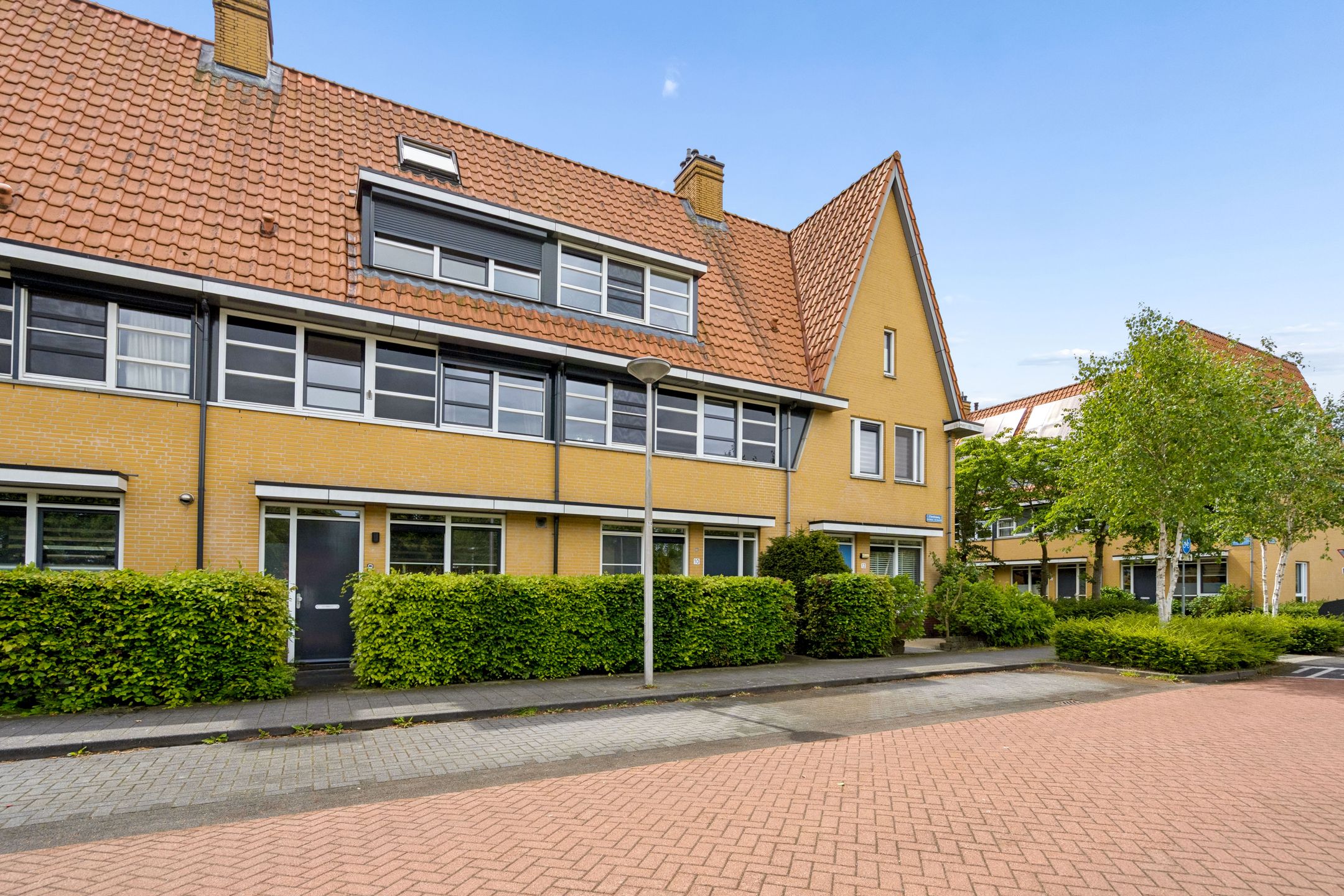 Photo 39 of Frontoweg 10